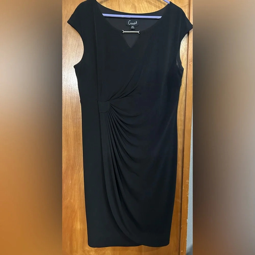 Preloved connected sleeveless black cocktail dress 14W